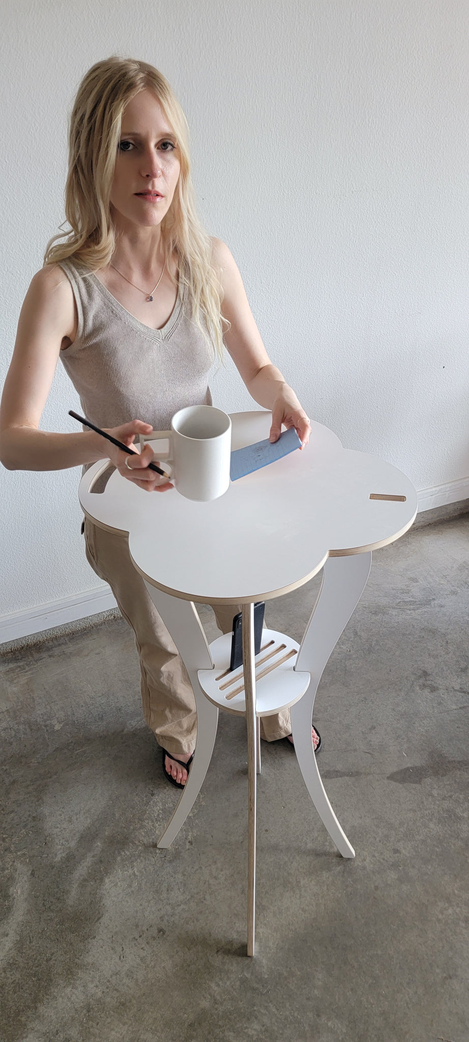Lilly Updesk w/Cloud