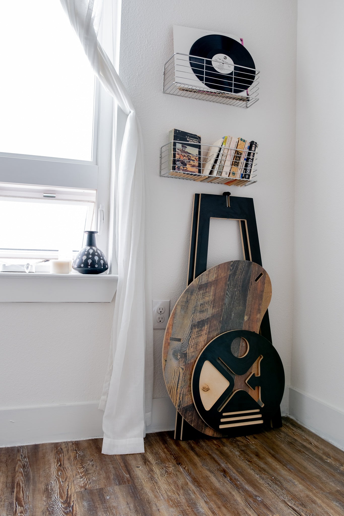 Orbit Anywhere Little Bean Standing Desk Small Space Furniture in Rustic Pine