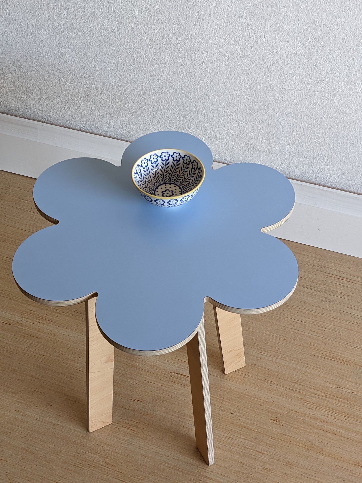 Flower #1 side table collection