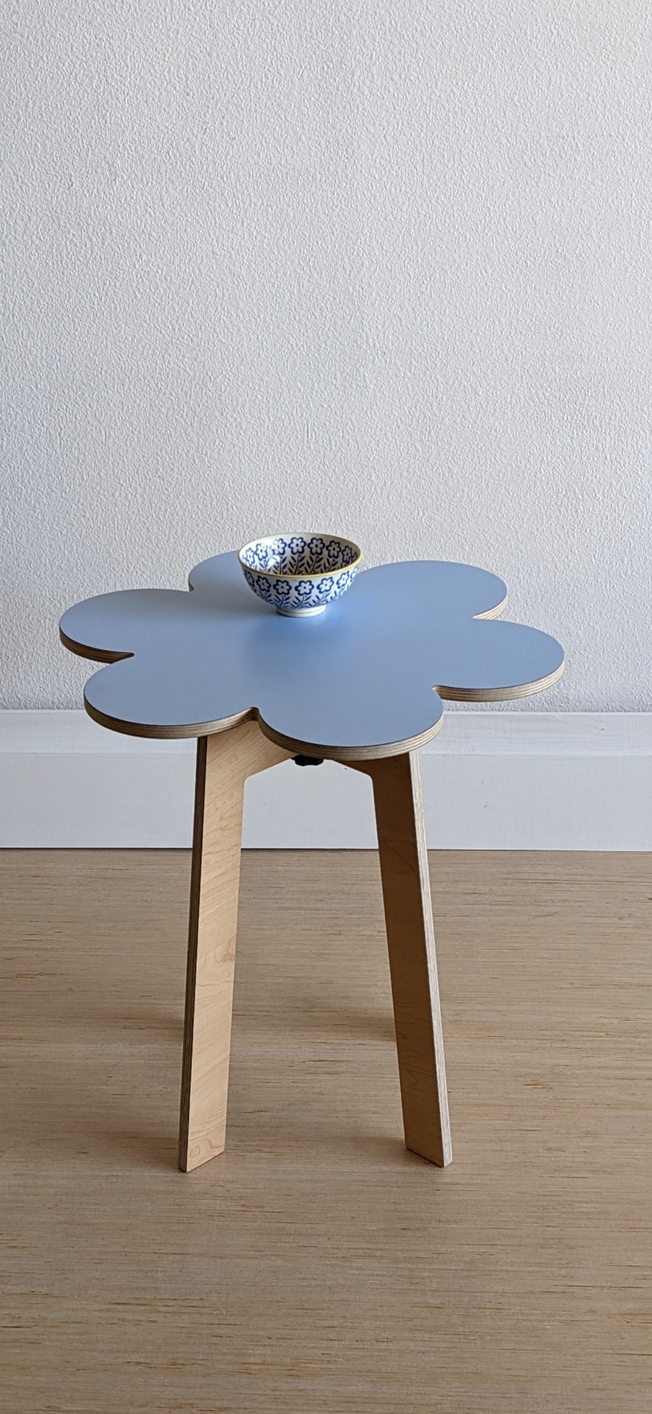 Flower #1 side table collection