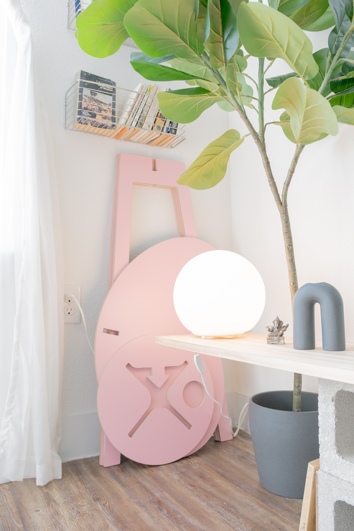 Orbit Anywhere Pink Little Bean Standing Desk Small Space Furniture