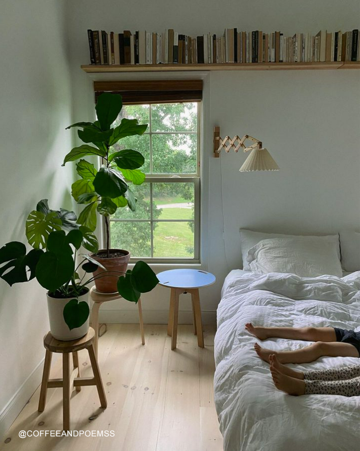 Orbit Anywhere Circle Side Table Small Space Furniture