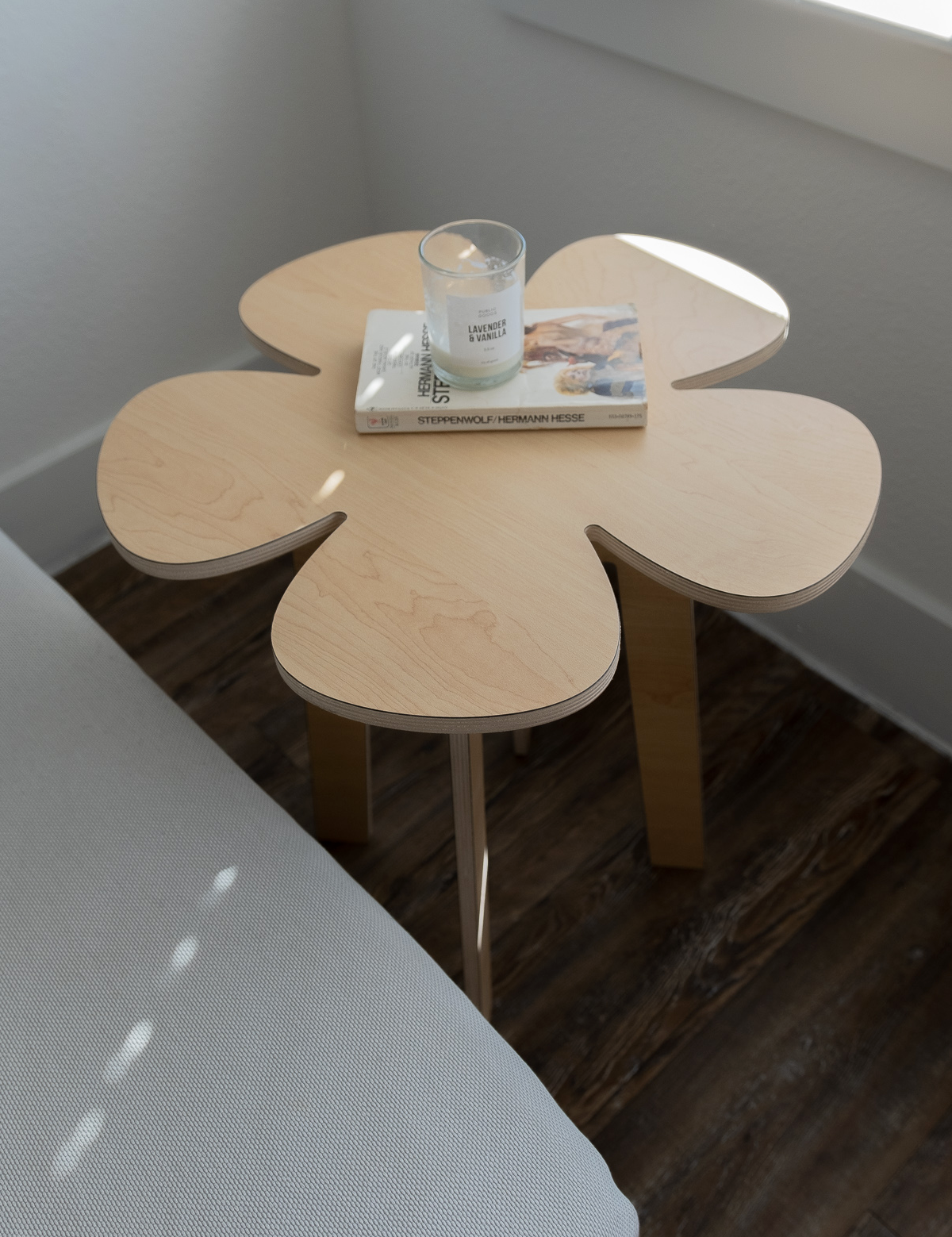 Orbit Anywhere Flower no.4 Side Table Small Space Furniture